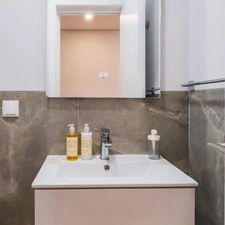 The Shoreline 2 Lejlighed Parede