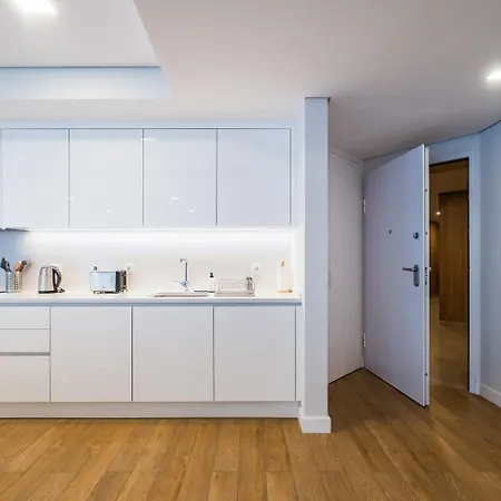 The Shoreline 2 Parede